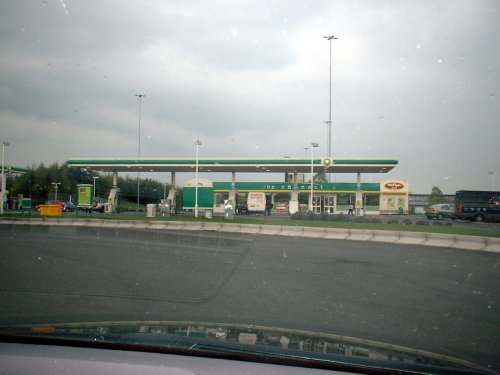 Another 2007 view of Harthill Services (M8)